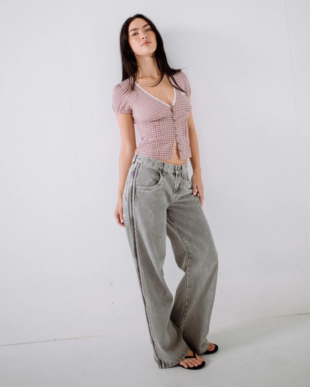 Flip Mommy Low-Rise Wide Jeans