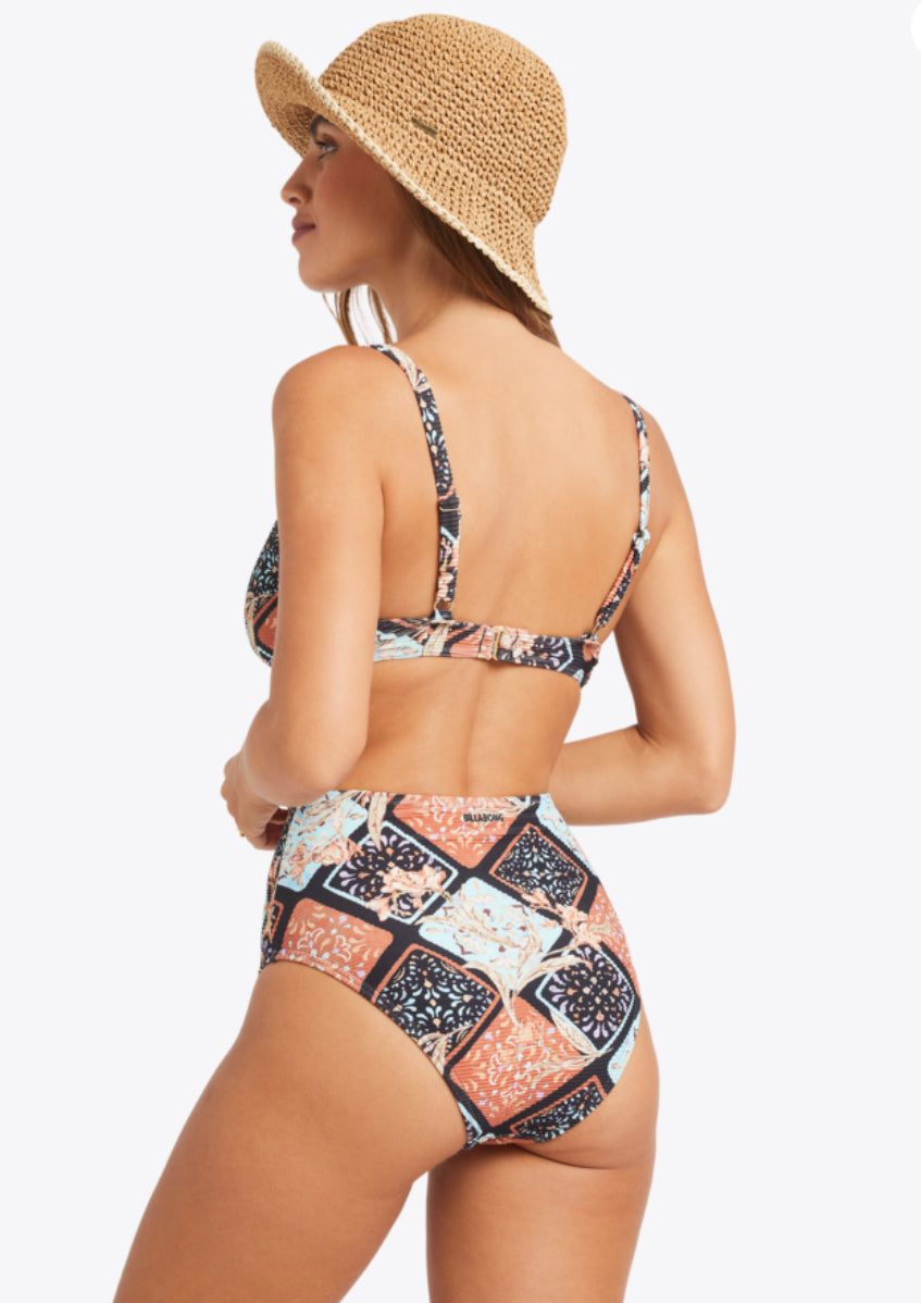 Forever Folk DD underwire