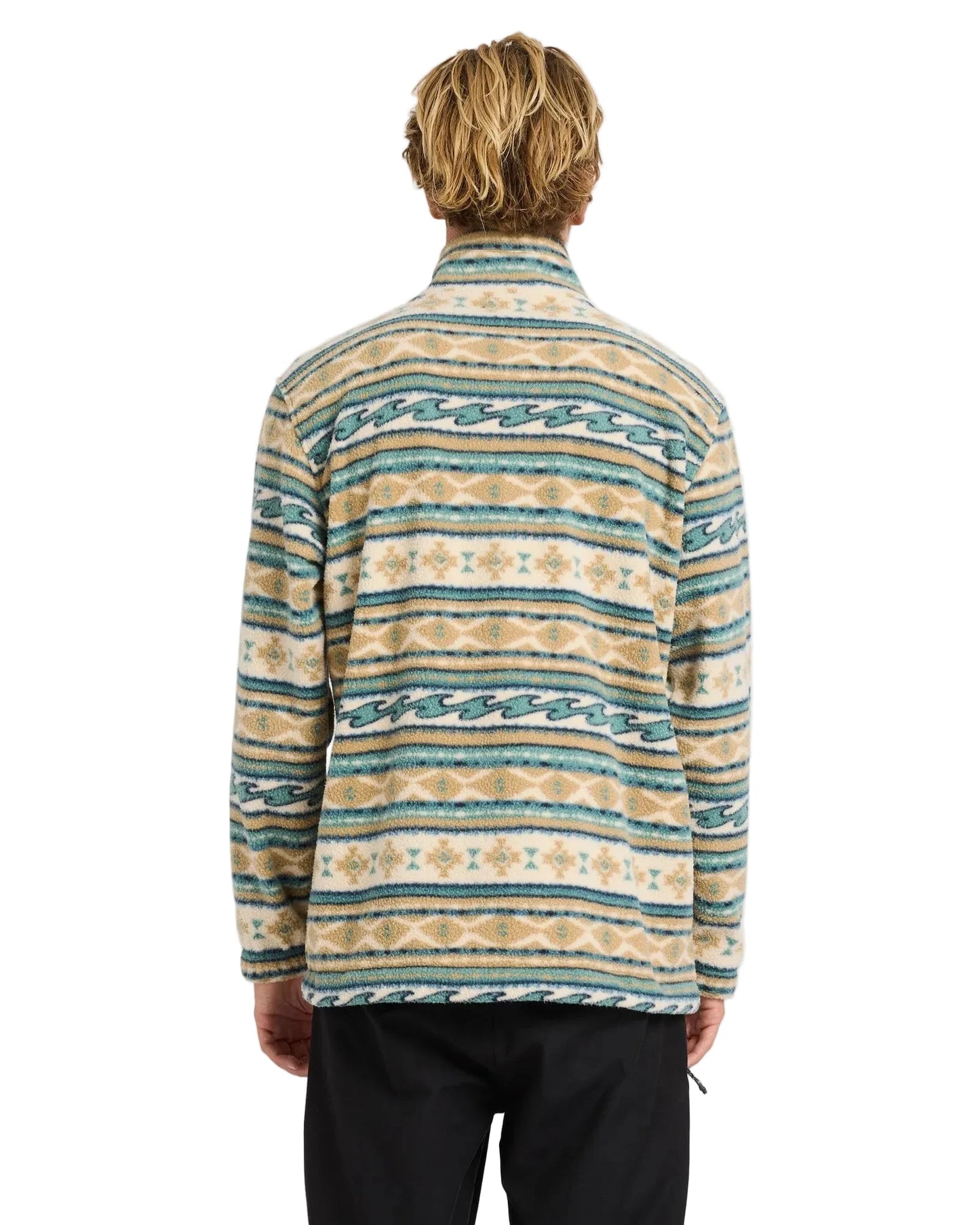Boundary Mock Neck
