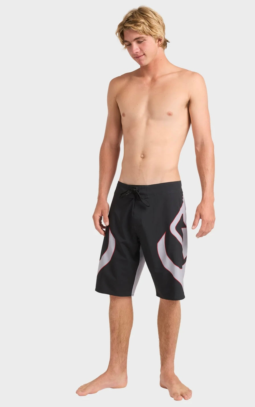 Interceptor 21’ Boardshort