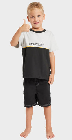 Throw on 13’ Boardshort - Groms