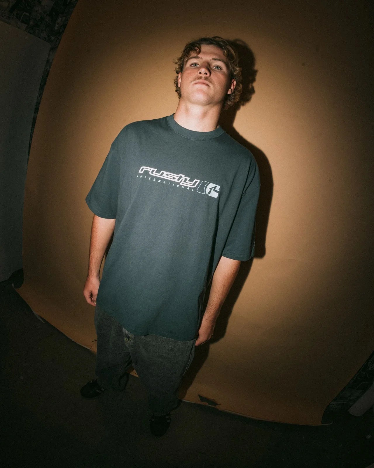 Jetsetter Tee