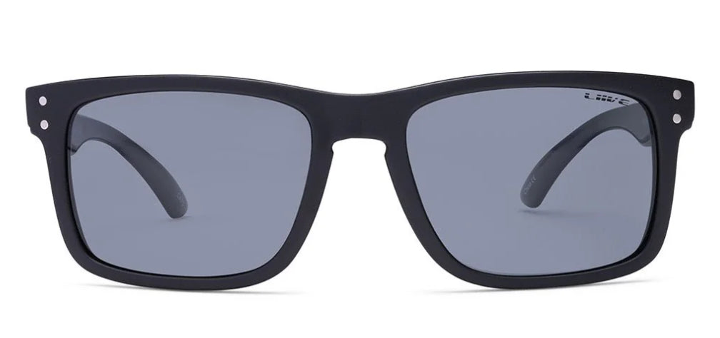 CHEAP THRILL.  Twin Blacks Polar