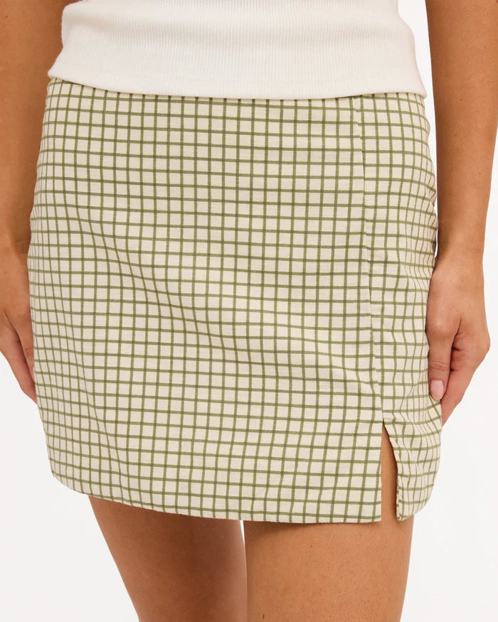 Break Line Skirt