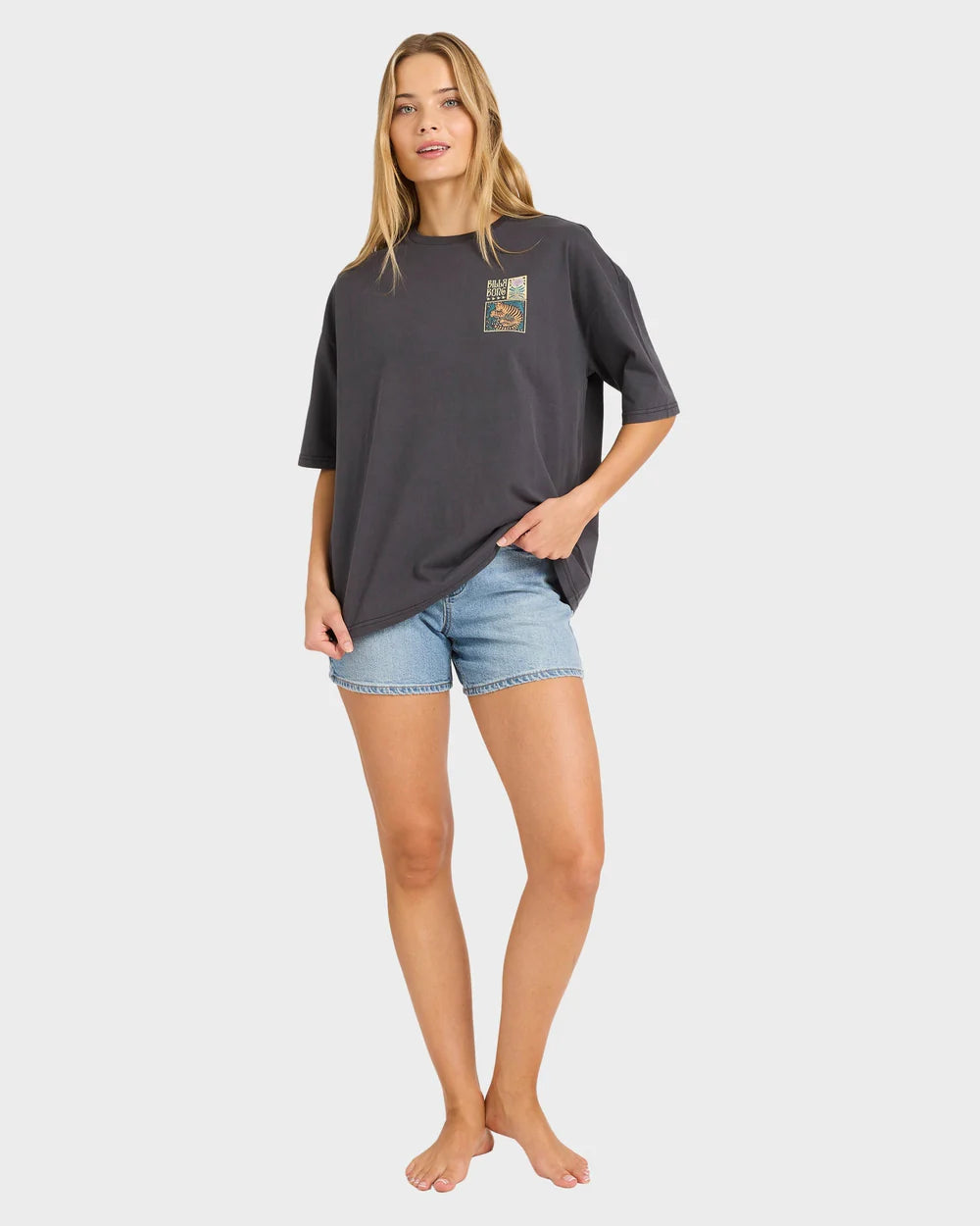 Daydream Away - Tee