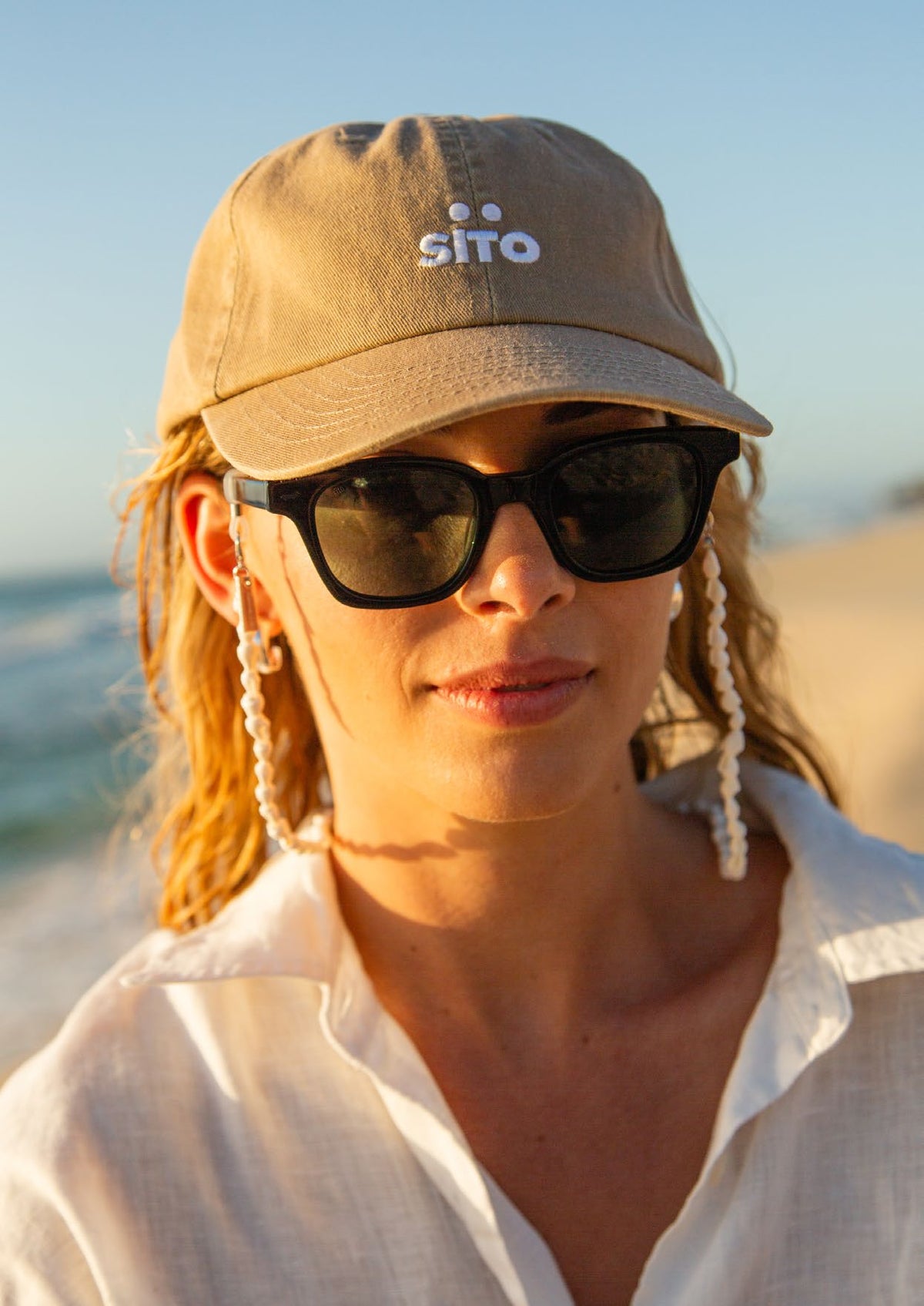 White Shell Sunglasses Chain