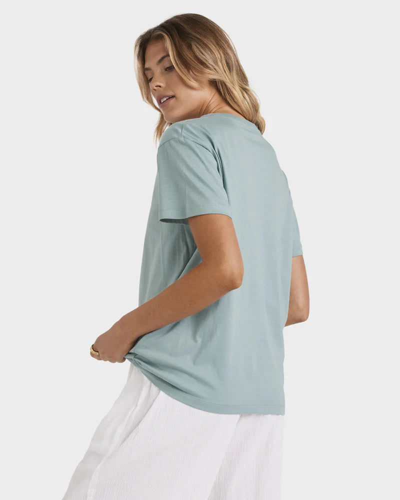 Emerald Island - Tee